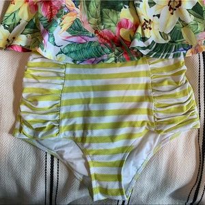 Kortni Jeane | Lime Stripe Bottoms {Sz.S}